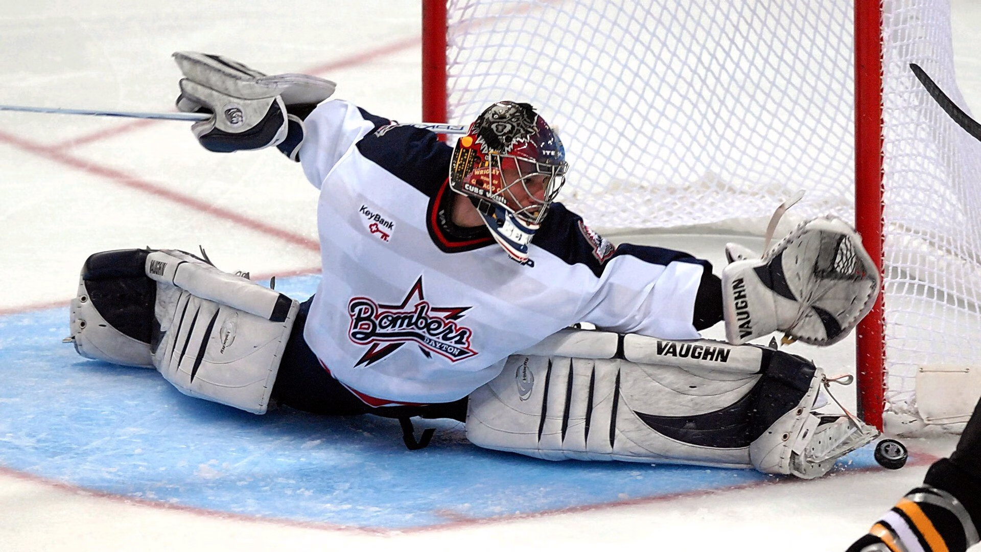 当世界地图被折叠,洪都拉斯对阵伊拉克,卡马文加如何踢出一场超越地理的冠军级表现